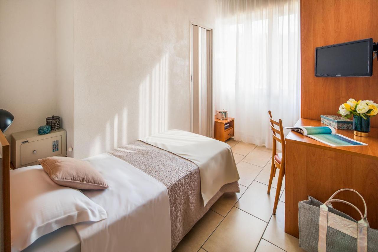 Hotel Europa Finale Ligure Eksteriør bilde