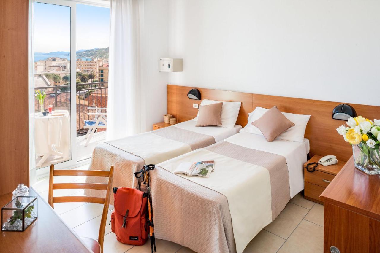 Hotel Europa Finale Ligure Eksteriør bilde